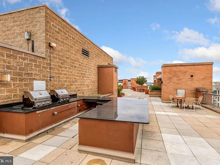 631 D St NW #931 — Photo 15