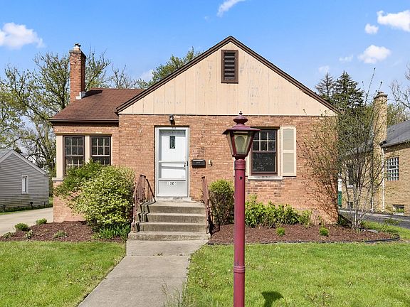 2nd image of 1324 Mandel Ave
