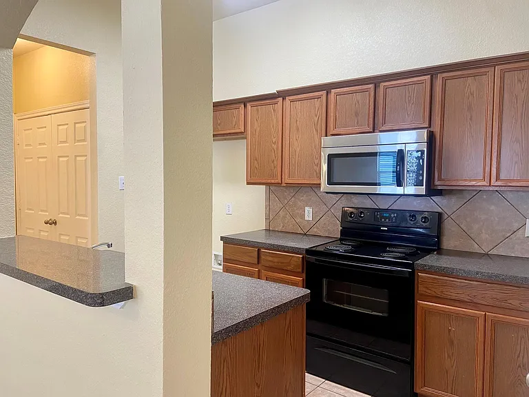 1213 Redman Ave — Photo 13