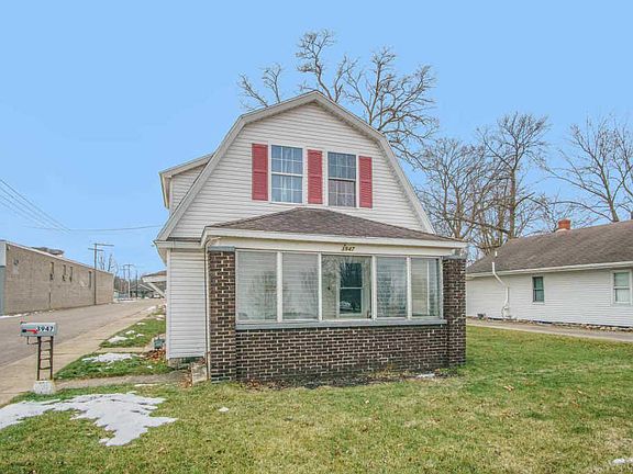 2nd image of 3947 E Lincolnway Ave