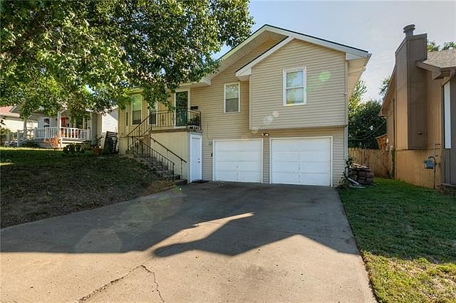 1st image of 5013 N Elmwood Ave