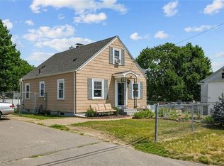 25 Cedar St, Johnston, RI 02919
