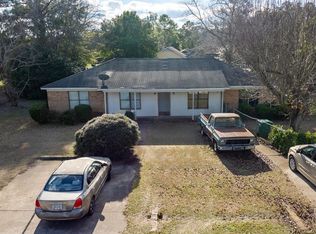 107 Shawnee Ave, Leesburg, GA 31763