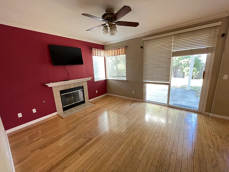 114 Gilded Rock Cir — Photo 7