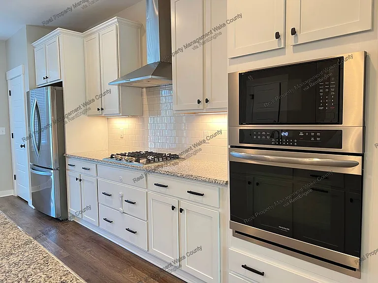 445 Rally Point Pl — Photo 13