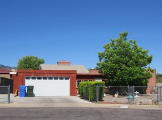 101 Meadows Dr, Sierra Vista, AZ 85635