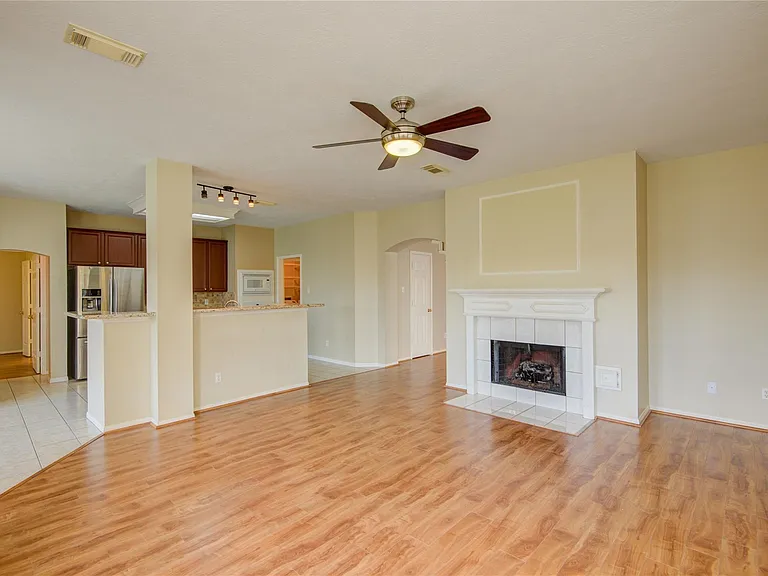 1803 Senca Springs Ct — Photo 24