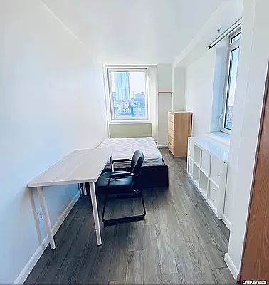 3rd image of 148A Madison St #7D
