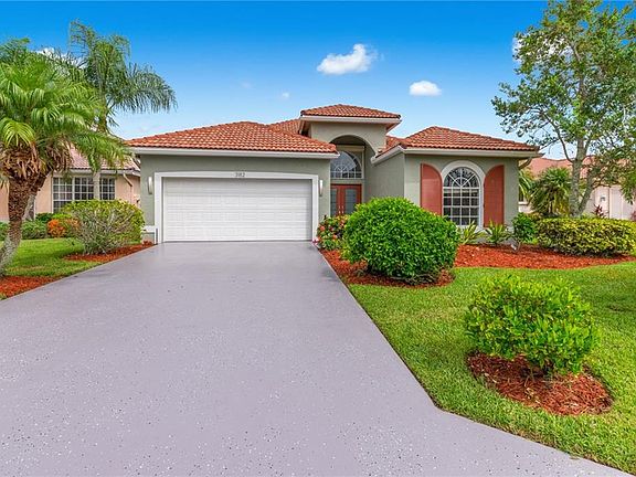 3rd image of 3182 SE Carrick Green Ct
