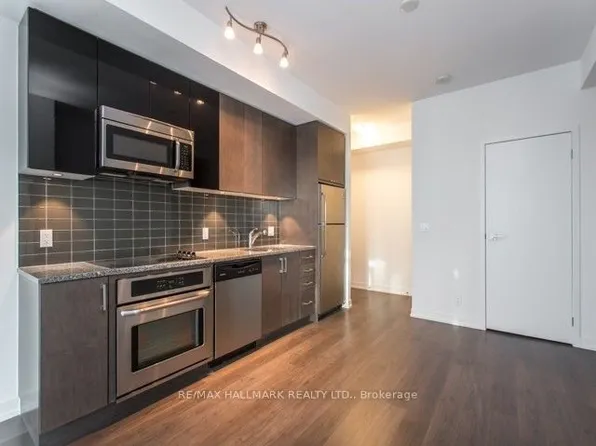 98 Lillian St, Toronto, ON