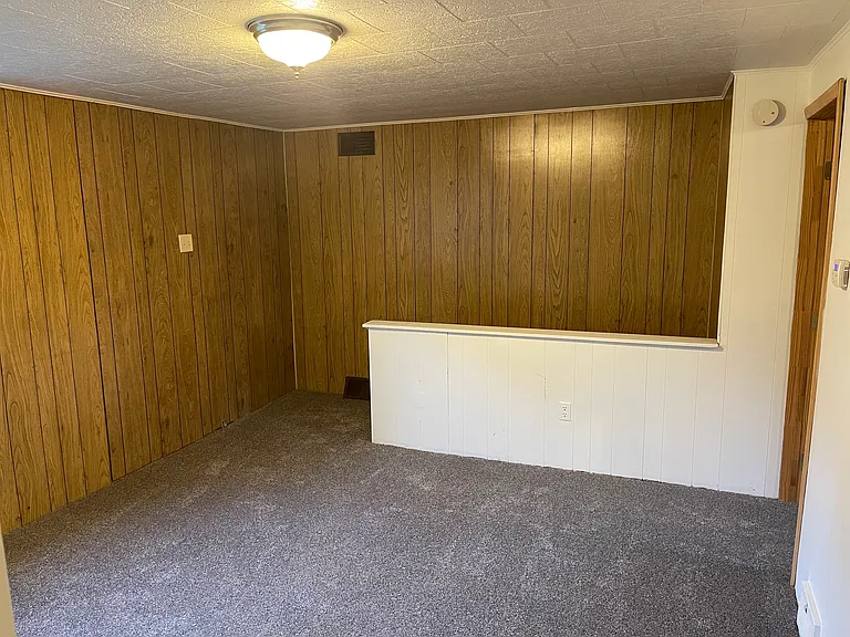 2824 Italy Rd — Photo 6