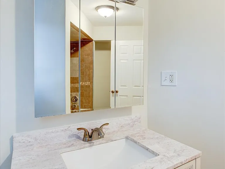 163 Greenwood Ave — Photo 31