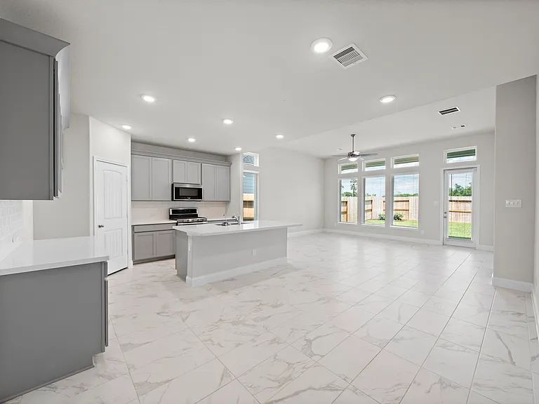 1718 Forest Mist Dr — Photo 5