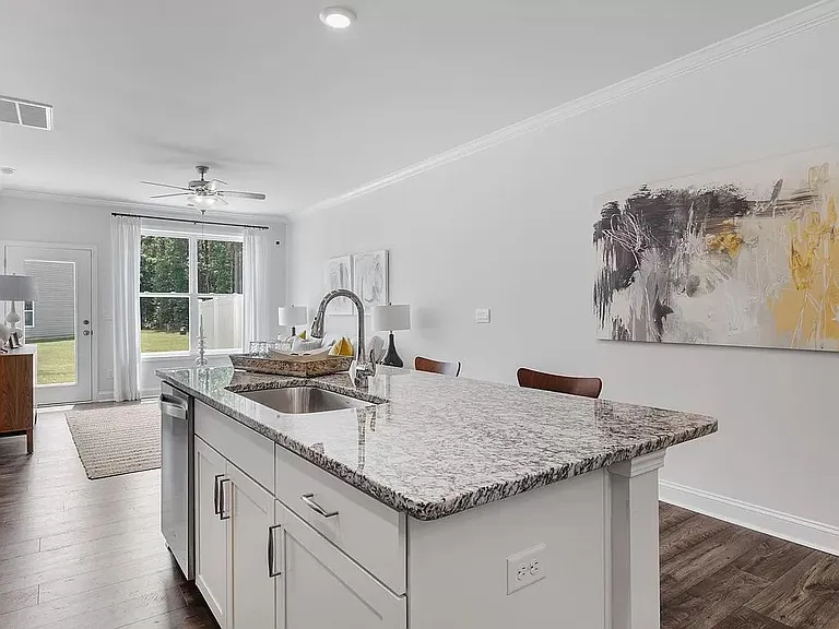 10453 Ambercrest Ct NW — Photo 7
