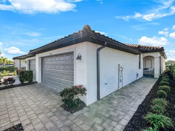 14021 Pine Lodge Ln, Fort Myers, FL 33913