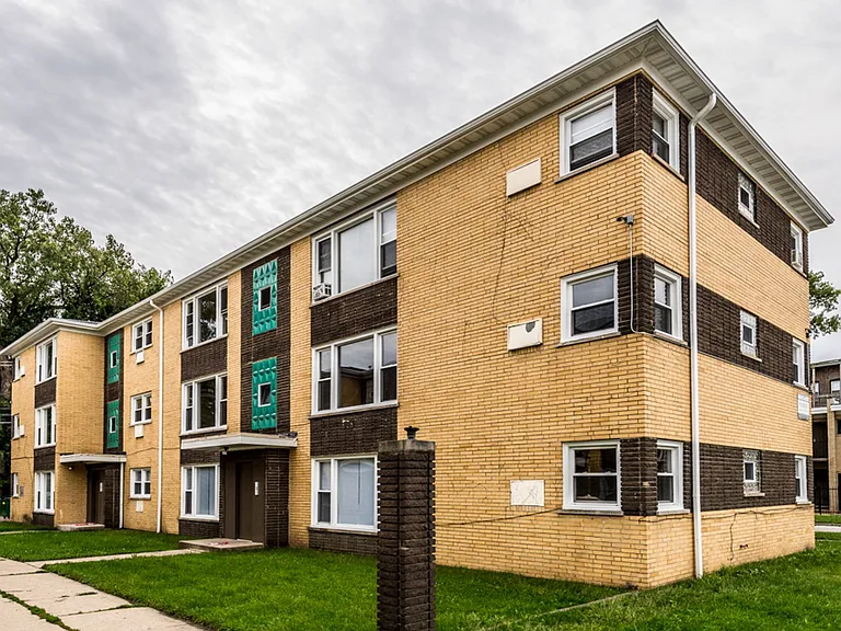 8851-8853 S Cottage Grove Ave Chicago, IL 60619 — Photo 7