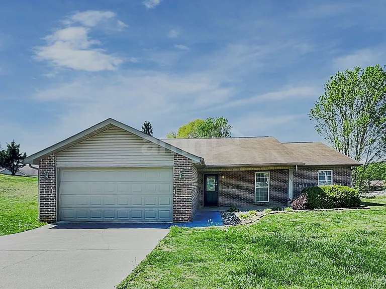 2932 Dragonfly Way — Photo 1