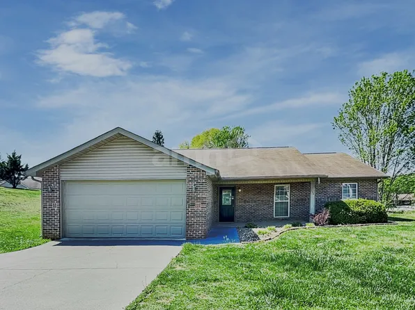 2932 Dragonfly Way, Maryville, TN 37803