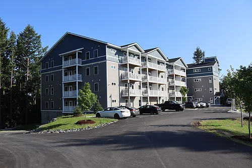 4 Gordon Ln Photo 1