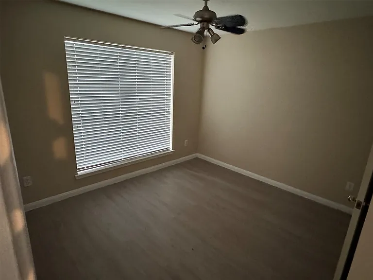 4018 Longway Estates Ct — Photo 16