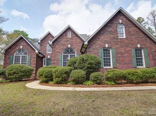 455 Falcon Dr, Harrisburg, NC 28025