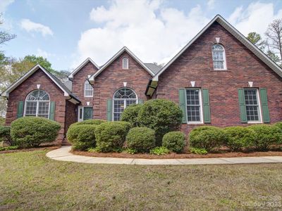 455 Falcon Dr, Harrisburg, NC, 28025