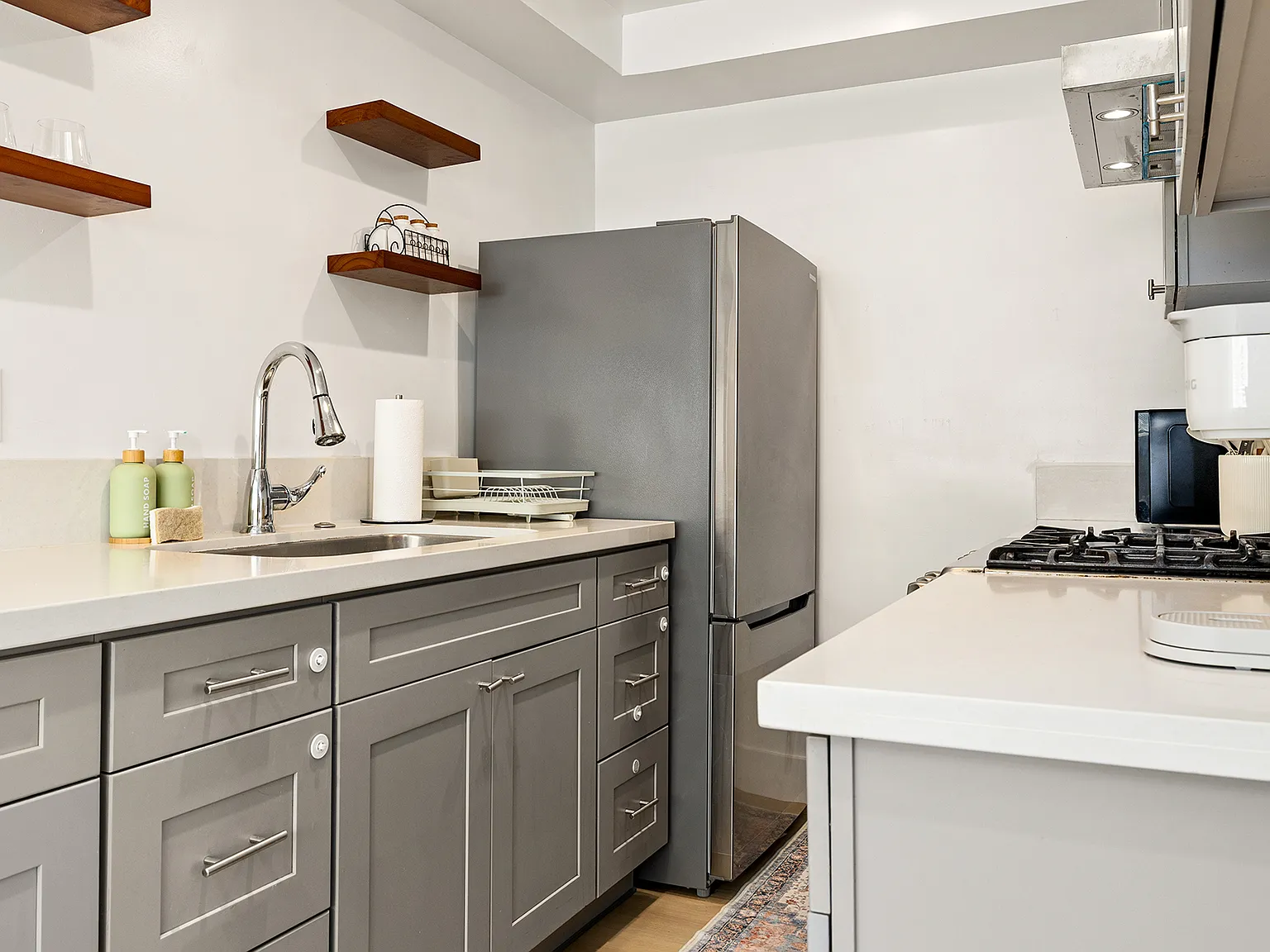 3 bed, 1200 sqft, $4,995 — Photo 4