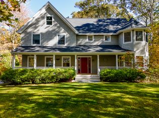 158 Big Fresh Pond Rd, Southampton, NY 11968