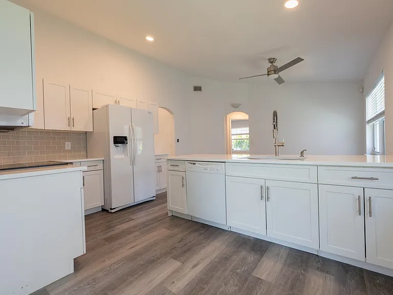 10651 Buttonwood Lake Dr #0 — Photo 1