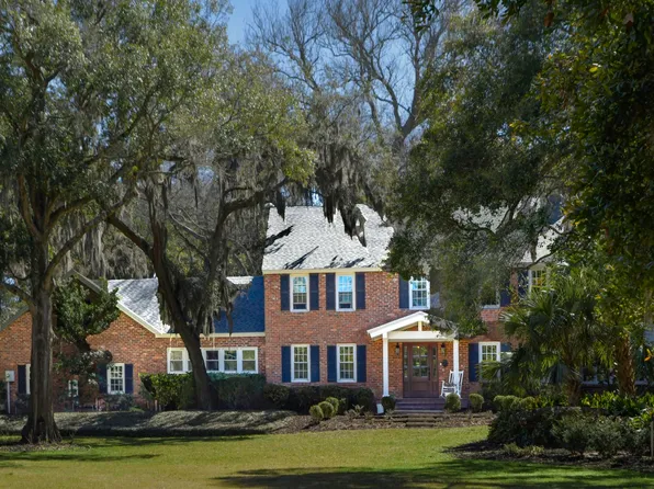 1814 Highland Dr, Fernandina Beach, FL 32034