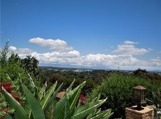 9749 Trigger Pl, Chatsworth, CA 91311