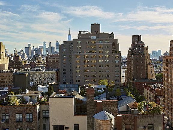 4th image of 161 W 16th St APT 17B
