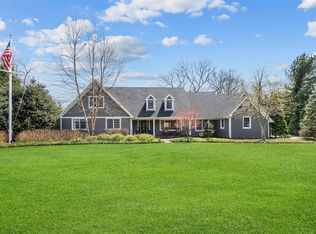 10 Brian Ln, Mount Sinai, NY