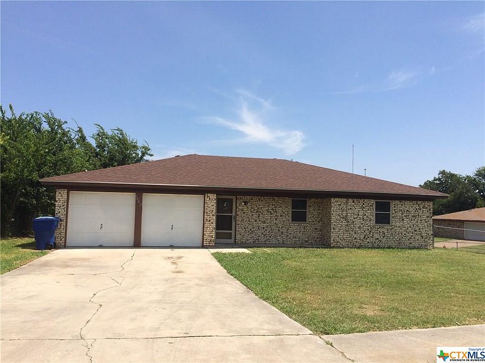 1st image of 1002 Shiela Dr