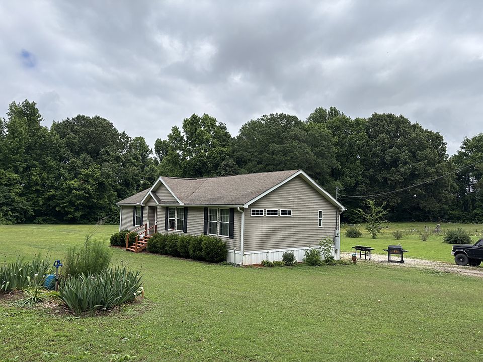 1st image of 385 Shady Rest Rd