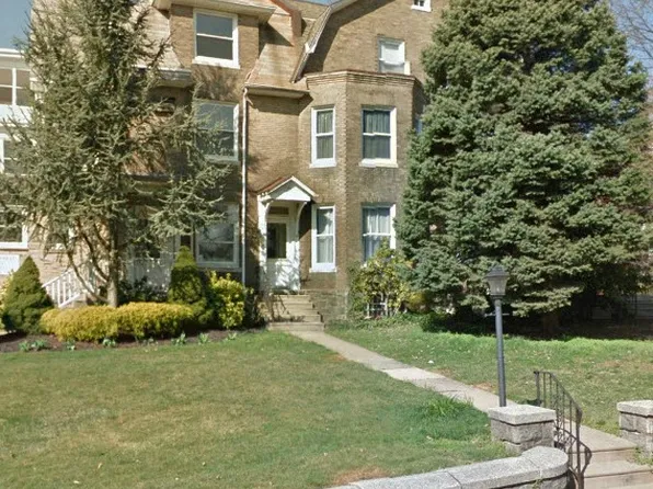 10 Runnemede Ave, Lansdowne, PA 19050
