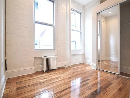 Rented by Citi Habitats | media 36