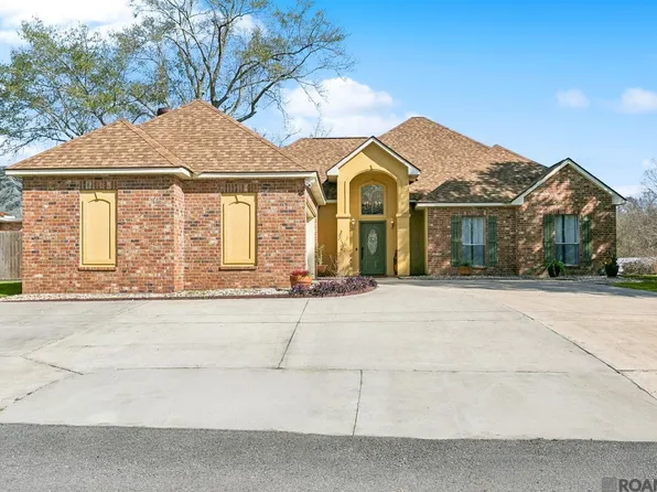 13786 Bayou Terrace Dr, Saint Amant, LA 70774