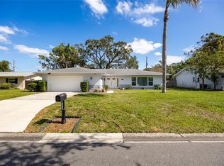2351 Mangrum Dr, Dunedin, FL 34698