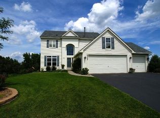 9322 Esk Ln, Inver Grove Heights, MN 55077