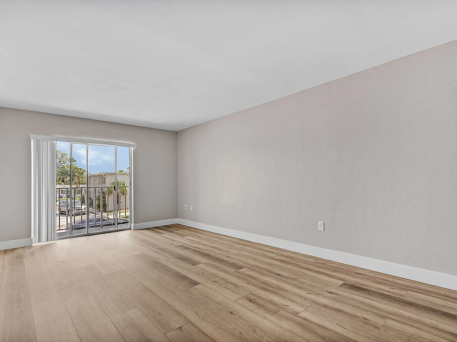 Studio, 481 sqft, $1,145 — Photo 1