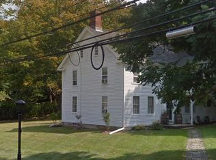 10 Glen Rd, Sandy Hook, CT 06482