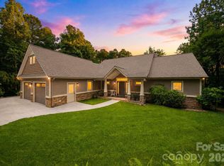 104 Rivercliff Dr W, Connelly Springs, NC 28612