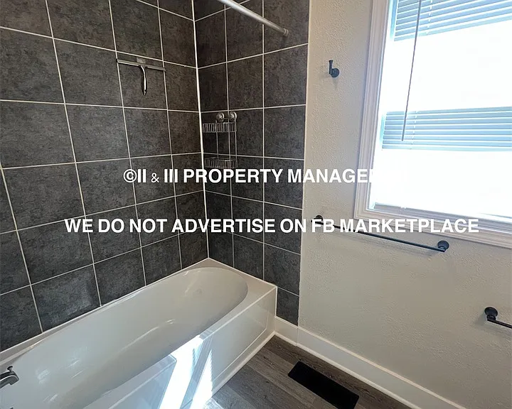 488 N Neconi Ave — Photo 15
