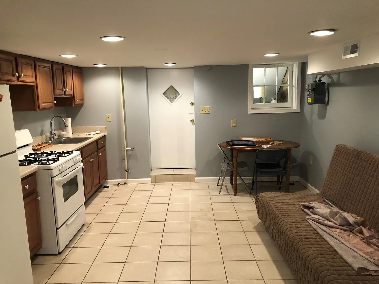 1 bed, 600 sqft, $1,000 — Photo 2