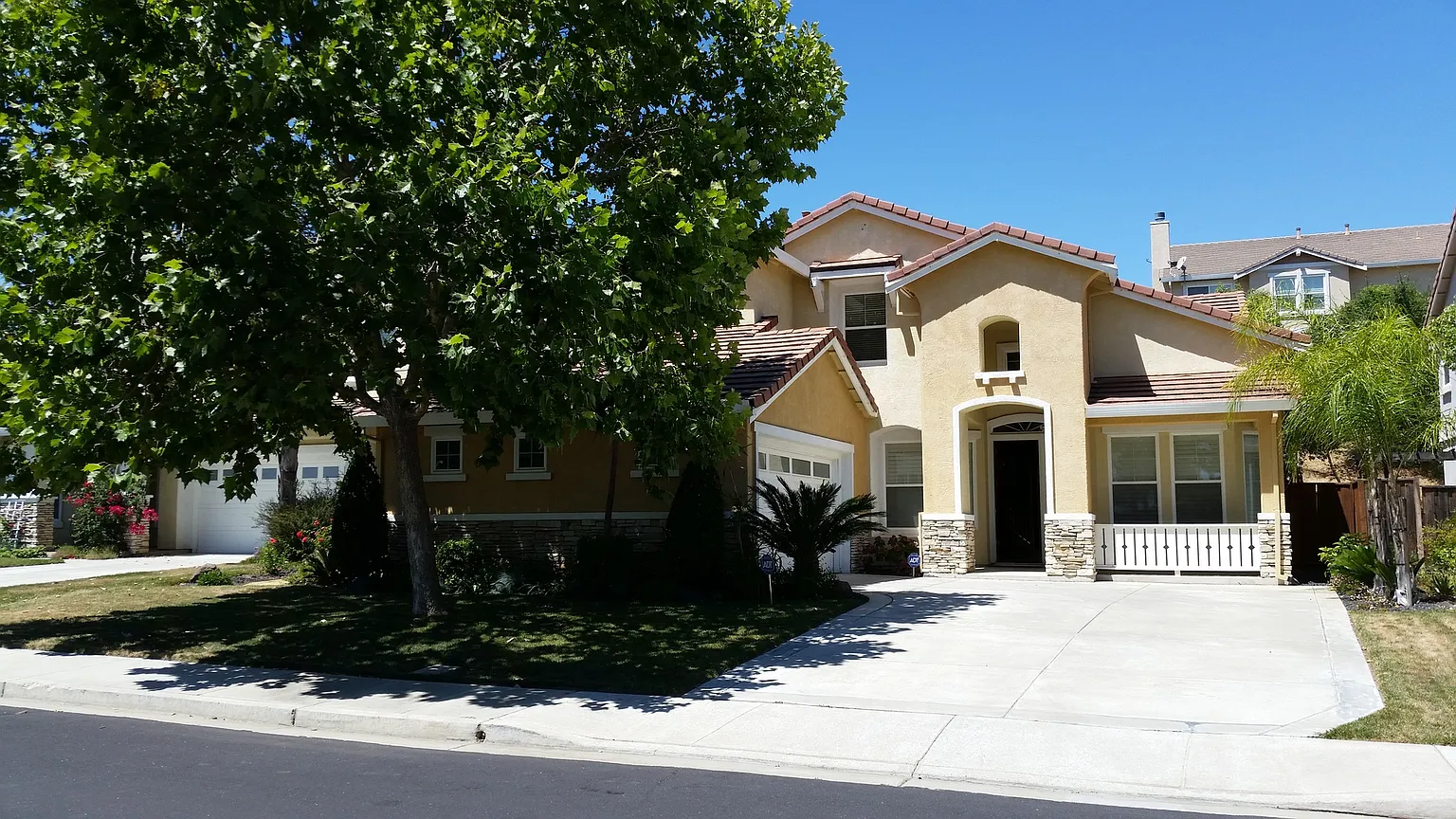873 Inverness Ln photo 1