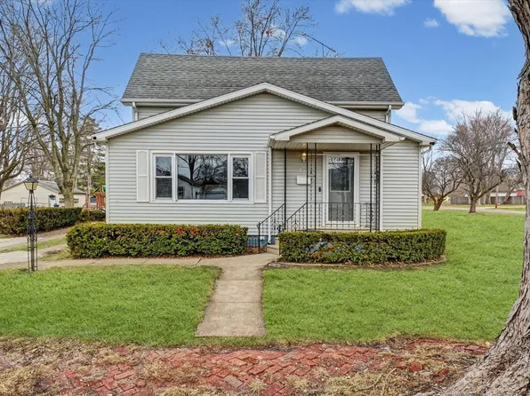 726 E Thompson Ave, Hoopeston, IL 60942