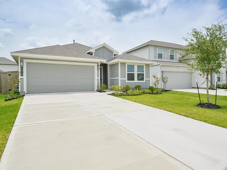 14719 Evergreen Orchards Ln — Photo 3