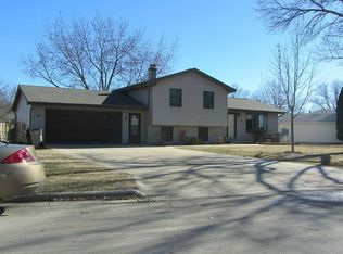 2114 2nd St, Gilbertville, IA 50634