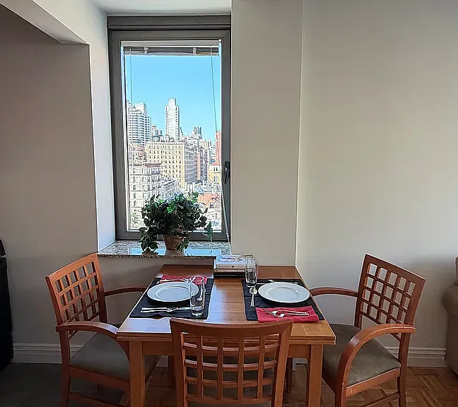 1500 Lexington Ave #12A — Photo 9